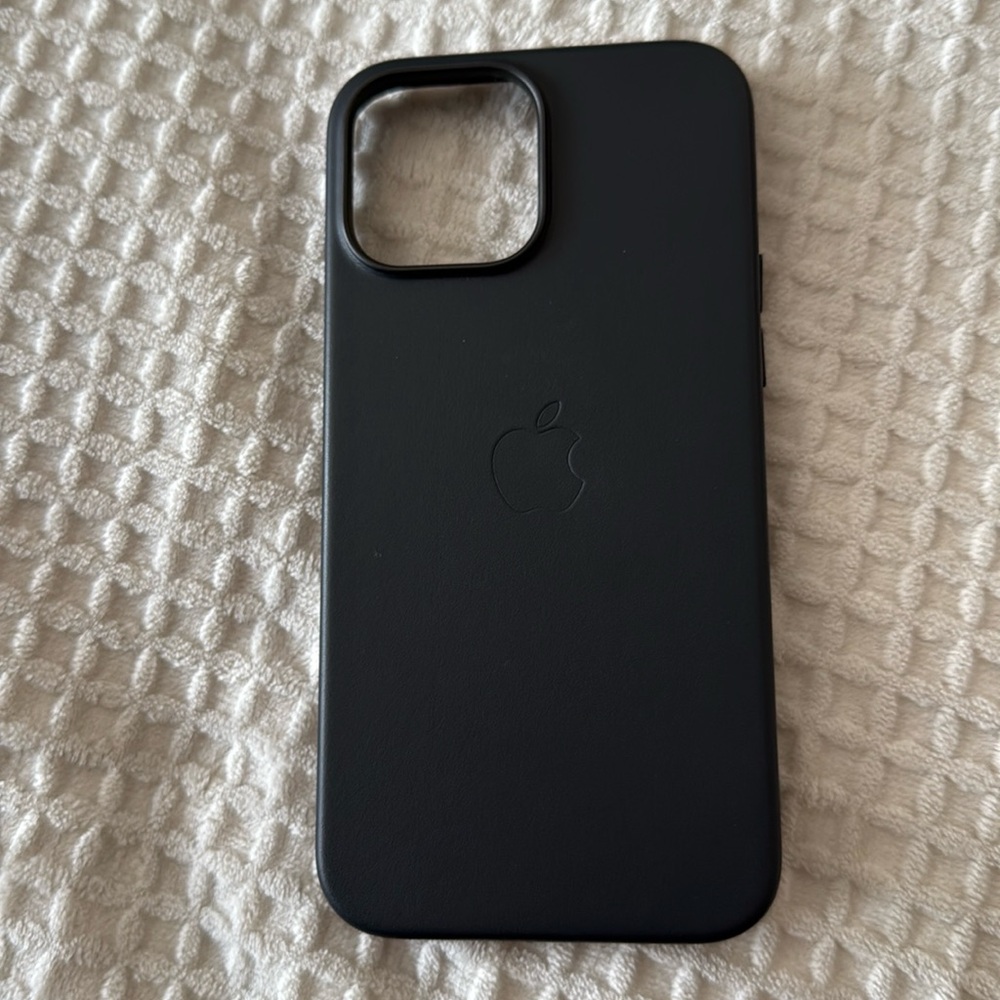 iPhone 13 Pro Max Apple phone case